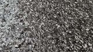大阪府で駐車場乗入れ部のポリフレーク施工
